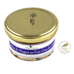 Terrine de magret de canard au foie gras de 100g. Médaille d’or  2020- 2018-2015  concours agricole Paris
